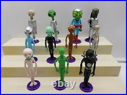 Retro Alien 1990s vintage space Roswell Area 51 classic 11 figure set