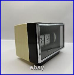 Retro RHYTHM Japan NO 16506 FLIP Clock Vintage Mantel Alarm (wind-up)