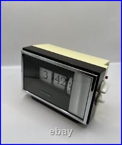 Retro RHYTHM Japan NO 16506 FLIP Clock Vintage Mantel Alarm (wind-up)