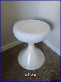 Vintage Retro 1970s White Fiberglass & Faux Sheep Fleece Padded Tam Tam Stool