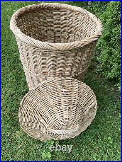 Vintage Retro Wicker Round Basket or Laundry Basket with Lid ca 19 70/80's #