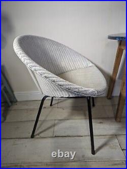 Vintage Satalight Sputnik Retro MCM Chair With Splaye Legs