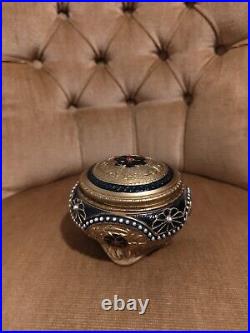 Vintage collectible Anastasia 1997 San Francisco music box company rare